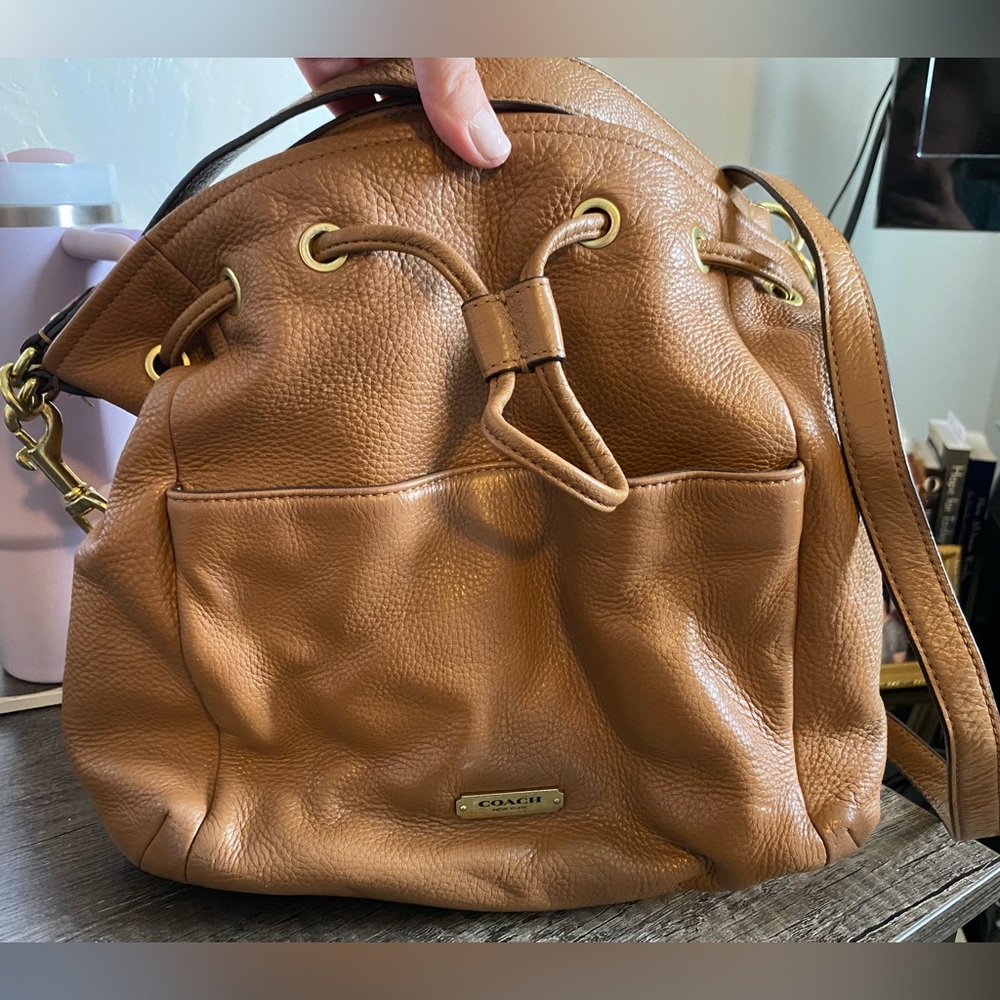 Coach leather crossbody/shoulder bag
